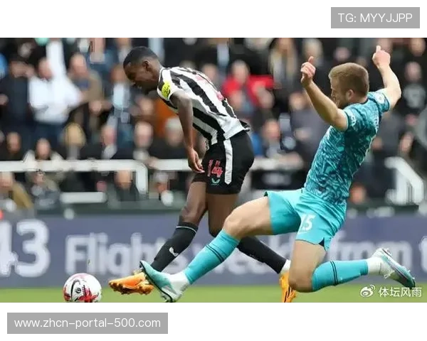 纽卡斯尔联3-0击败本菲卡，伊萨克头球破门