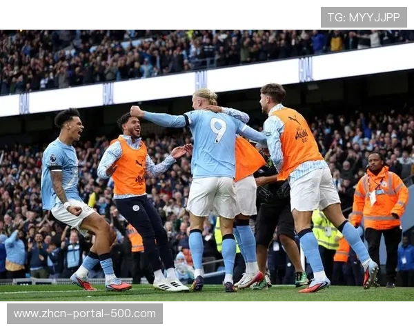 曼城德比半场战罢，哈兰德塞门约联手冲击曼联防线